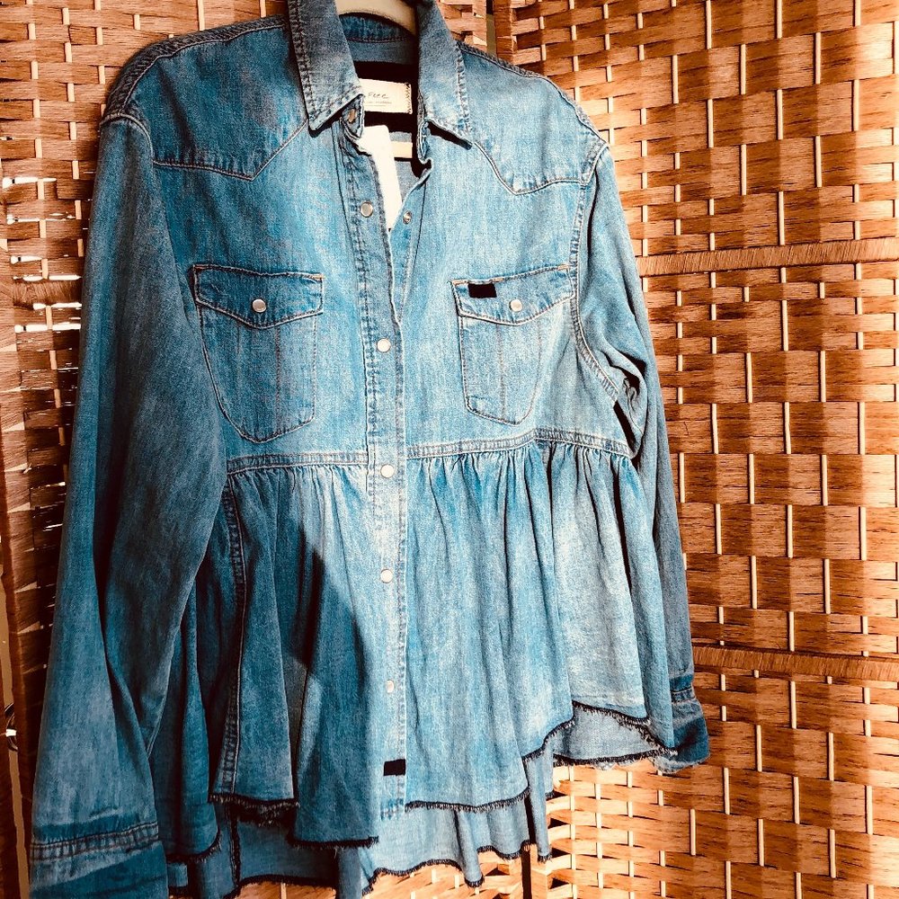 Free People Dylan Baby Doll Top / Jacket